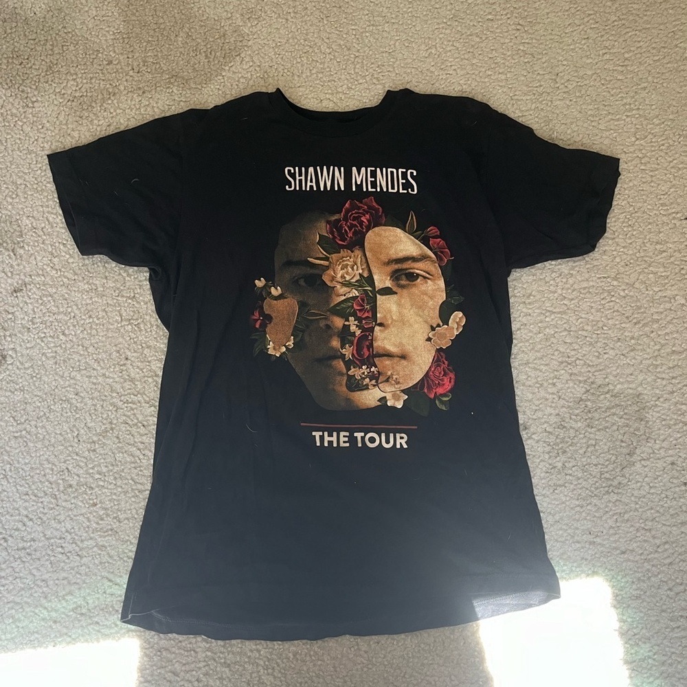SHAWN MENDES TOUR SHIRT ON SALE